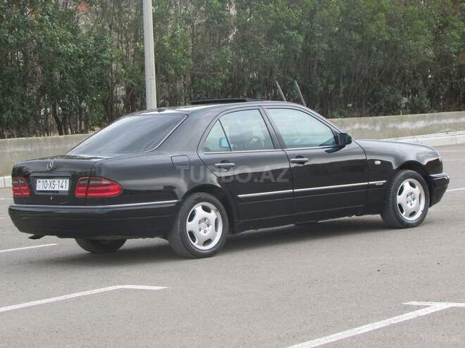 Mercedes E 240 1999, 216,785 km - 2.4 l - Gəncə
