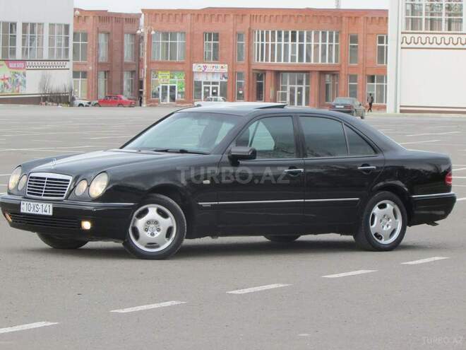 Mercedes E 240 1999, 216,785 km - 2.4 l - Gəncə