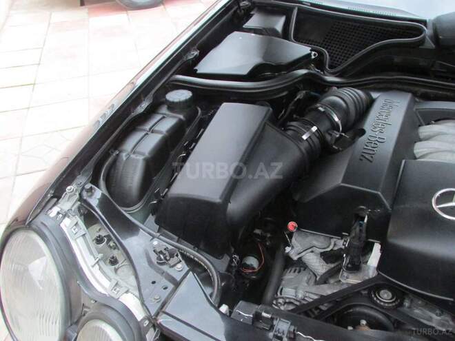 Mercedes E 240 1999, 216,785 km - 2.4 l - Gəncə