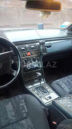 Mercedes E 240 1998, 249,000 km - 2.4 l - Bakı