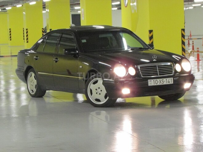 Mercedes E 240 1999, 216,785 km - 2.4 l - Gəncə
