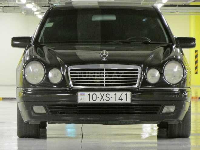 Mercedes E 240 1999, 216,785 km - 2.4 l - Gəncə