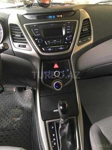 Hyundai Elantra 2015, 49,000 km - 1.8 l - Bakı