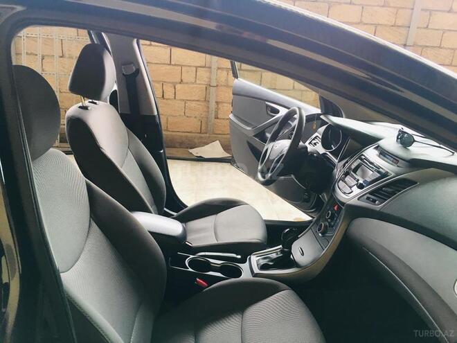 Hyundai Elantra 2015, 49,000 km - 1.8 l - Bakı