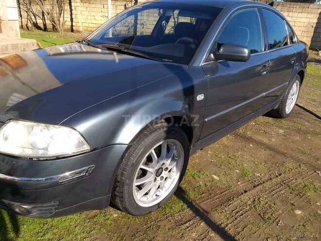 Volkswagen Passat 2001, 208,000 km - 1.8 l - Masallı