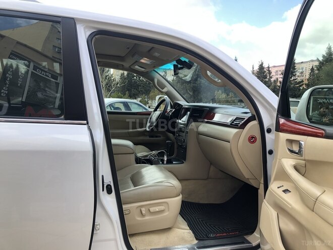 Lexus LX 570 2009, 135,000 km - 5.7 l - Sumqayıt