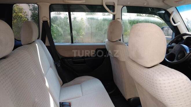 Mitsubishi Pajero io 2001, 275,000 km - 2.0 л - Bakı