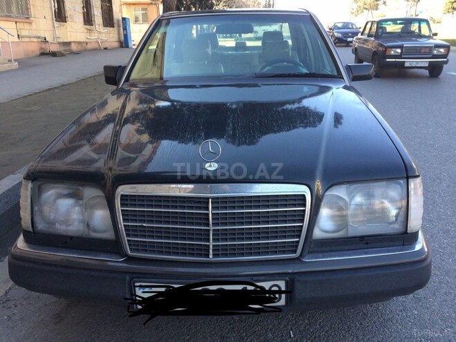 Mercedes E 280 1993, 325,600 km - 2.8 л - Bakı