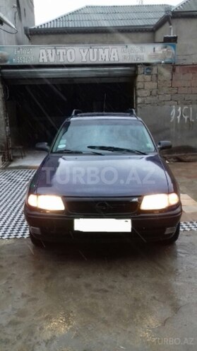 Opel Astra 1997, 258,000 km - 1.8 l - Bakı