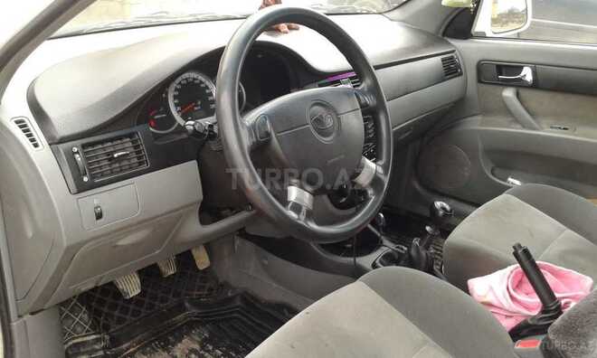 Daewoo Gentra 2015, 170,200 km - 1.6 l - Salyan