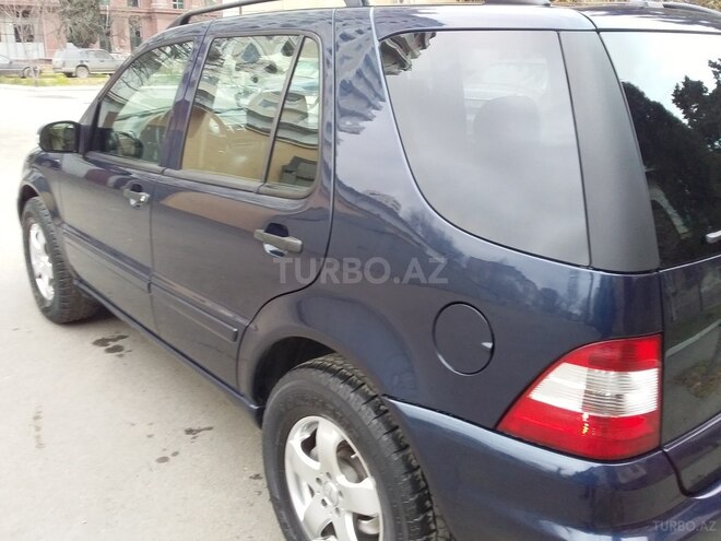 Mercedes ML 270 2002, 304,000 km - 2.7 л - Bakı