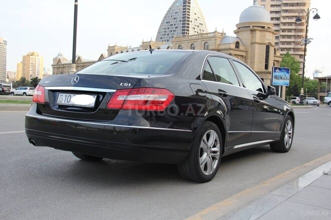Mercedes E 200 2009, 176,500 km - 1.8 l - Bakı