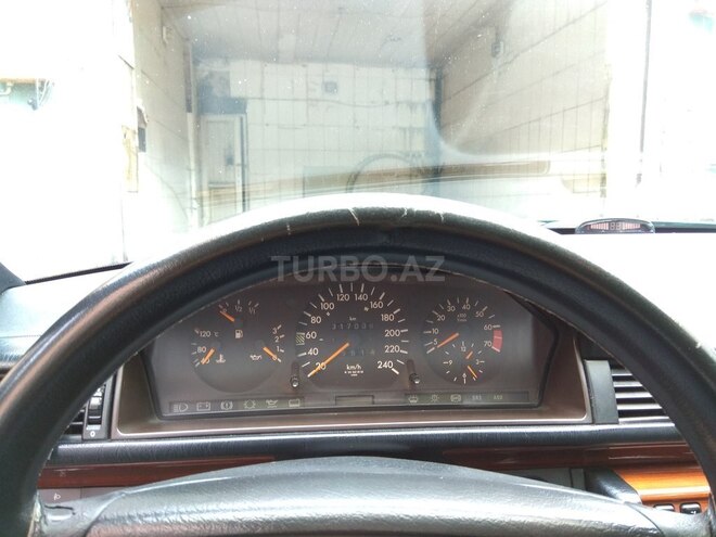 Mercedes E 200 1994, 317,000 km - 2.0 l - Bakı