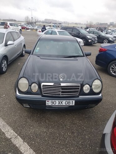 Mercedes E 240 1998, 380,000 km - 2.4 l - Bakı