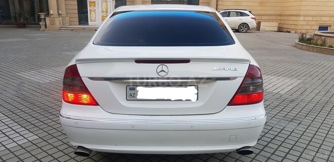 Mercedes E 320 2003, 220,000 km - 3.2 l - Bakı