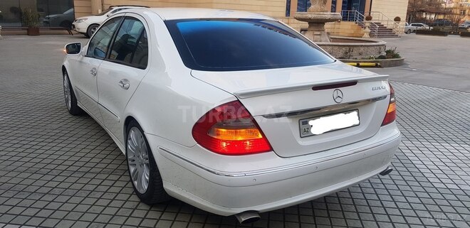 Mercedes E 320 2003, 220,000 km - 3.2 l - Bakı