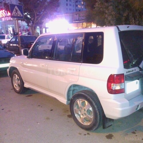 Mitsubishi Pajero io 2000, 267,000 km - 1.8 l - Bakı