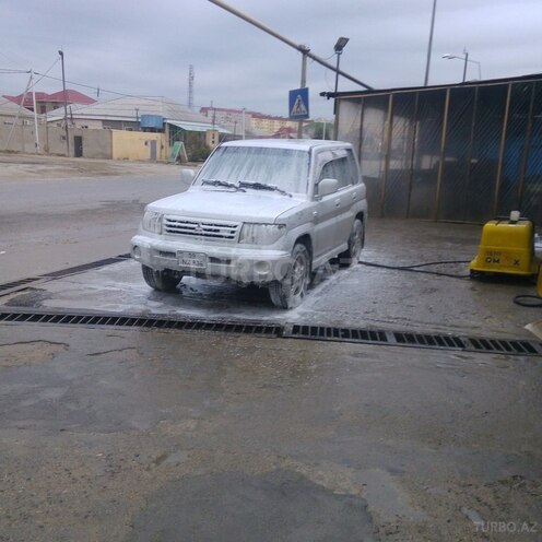 Mitsubishi Pajero io 2000, 267,000 km - 1.8 l - Bakı