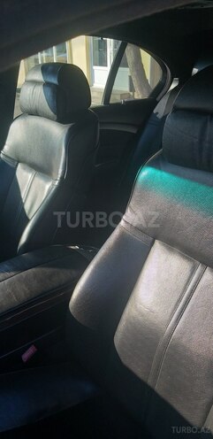 BMW 745 2002, 350,000 km - 3.5 l - Qax