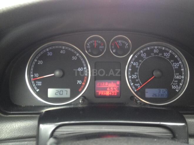 Volkswagen Passat 2004, 263,000 km - 1.8 л - Bakı