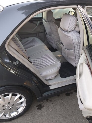 Mercedes E 240 2001, 111,111 km - 2.4 л - Bakı