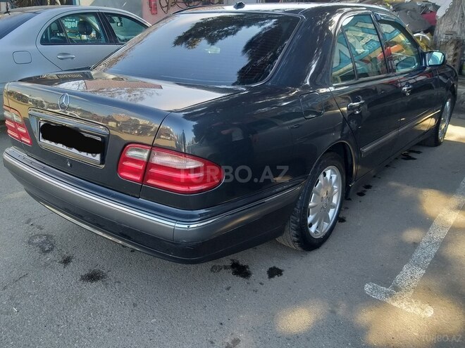 Mercedes E 240 2001, 111,111 km - 2.4 л - Bakı