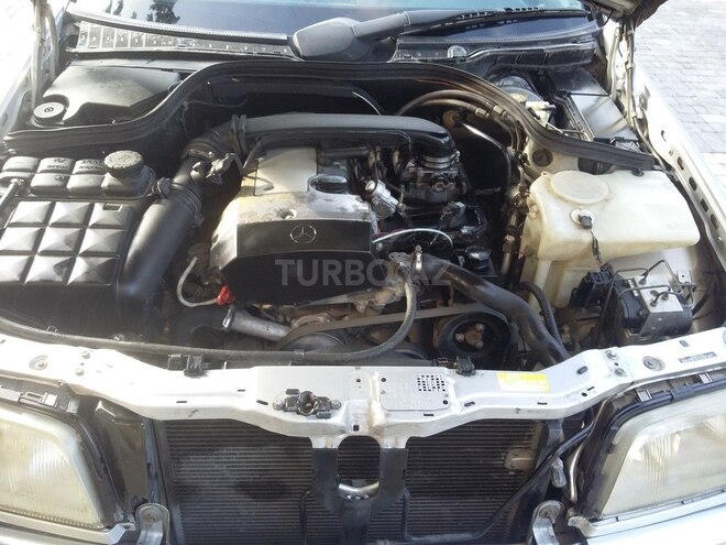 Mercedes C 230 1998, 218,000 km - 2.3 л - Bakı