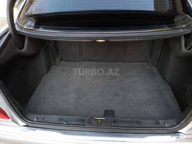 Mercedes E 240 1997, 270,000 km - 2.4 л - Tovuz