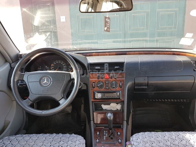 Mercedes C 180 1998, 190,000 km - 1.8 l - Sumqayıt
