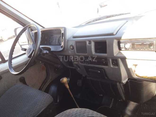 GAZ 2705 2002, 180,000 km - 2.3 л - Quba