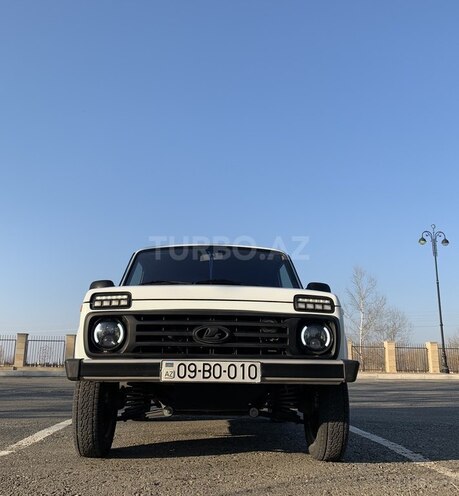 LADA (VAZ) Niva 2015, 81,000 km - 1.7 l - Yevlax