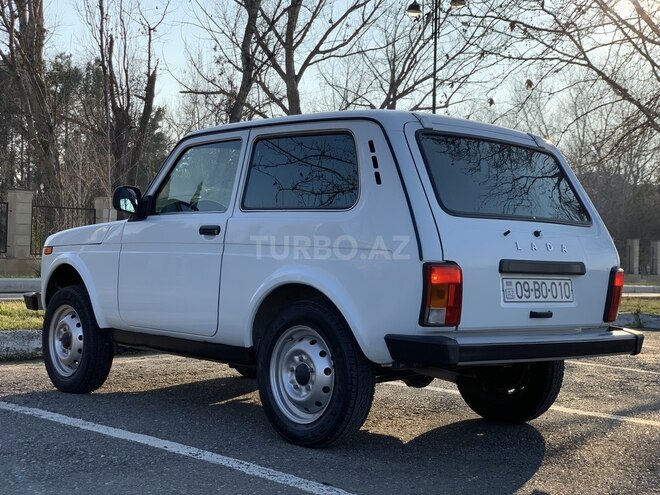 LADA (VAZ) Niva 2015, 81,000 km - 1.7 l - Yevlax