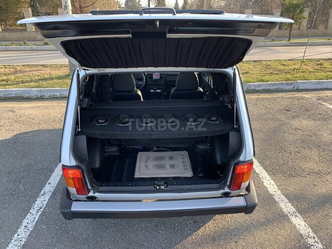 LADA (VAZ) Niva 2015, 81,000 km - 1.7 l - Yevlax