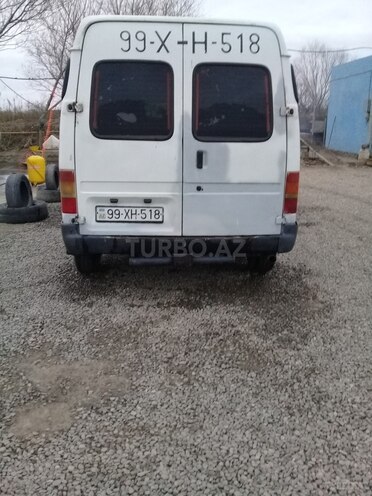 Ford Transit 1995, 395,000 km - 2.4 l - Salyan