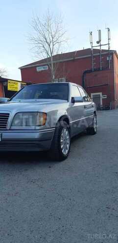 Mercedes E 220 1994, 348,000 km - 2.2 l - Bakı