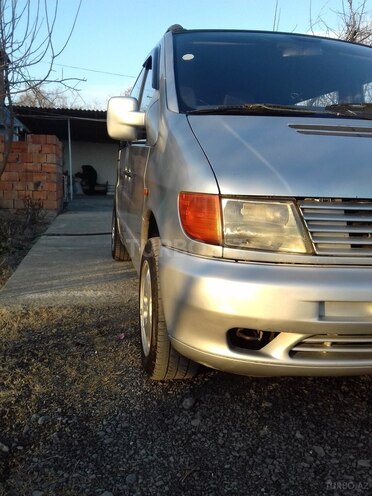 Mercedes Vito 1999, 449,428 km - 2.2 л - Zaqatala