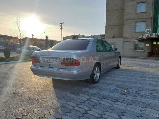 Mercedes E 240 2000, 230,000 km - 2.4 l - Bakı