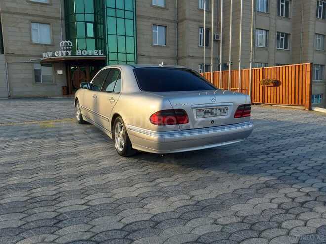 Mercedes E 240 2000, 230,000 km - 2.4 l - Bakı