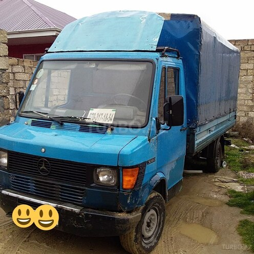 Mercedes 308 D 1993, 330,000 km - 2.3 l - Bakı