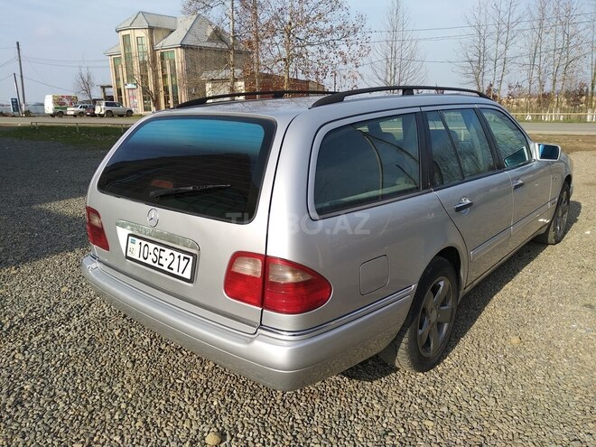 Mercedes E 300 1998, 200,000 km - 3.0 l - Bakı