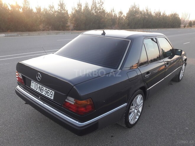 Mercedes E 200 1990, 453,000 km - 2.0 л - Göyçay
