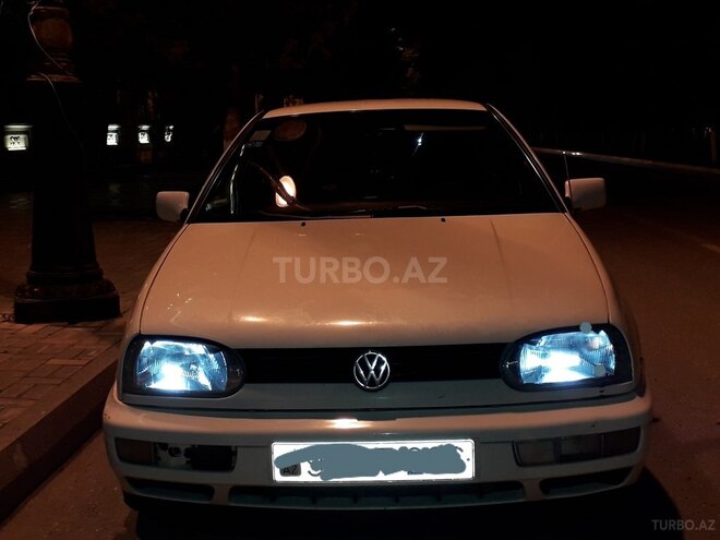 Volkswagen Golf 1997, 360,000 km - 1.8 l - Sumqayıt