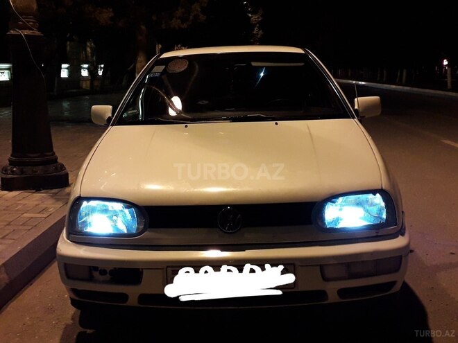 Volkswagen Golf 1997, 360,000 km - 1.8 l - Sumqayıt