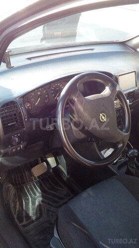 Opel Zafira 1999, 382,331 km - 2.0 l - Zaqatala