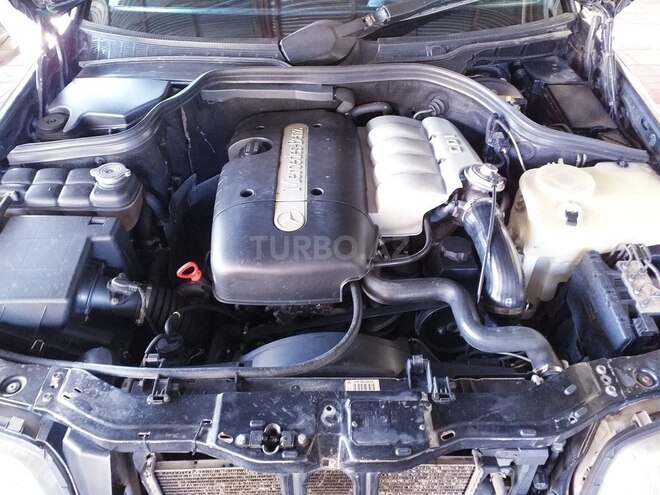 Mercedes C 220 2000, 266,000 km - 2.2 л - Biləsuvar
