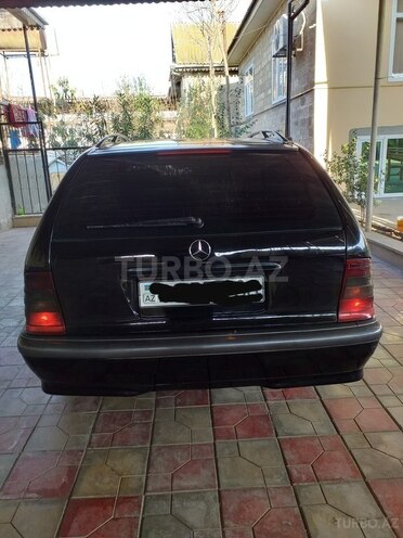 Mercedes C 220 2000, 266,000 km - 2.2 л - Biləsuvar