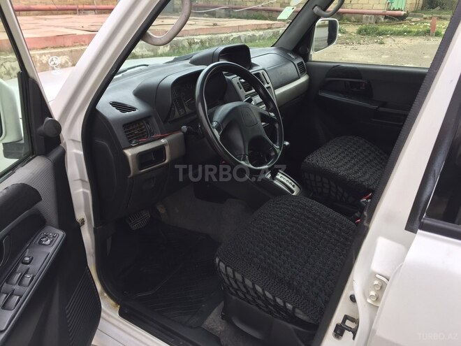 Mitsubishi Pajero io 1999, 197,000 km - 1.8 l - Bakı