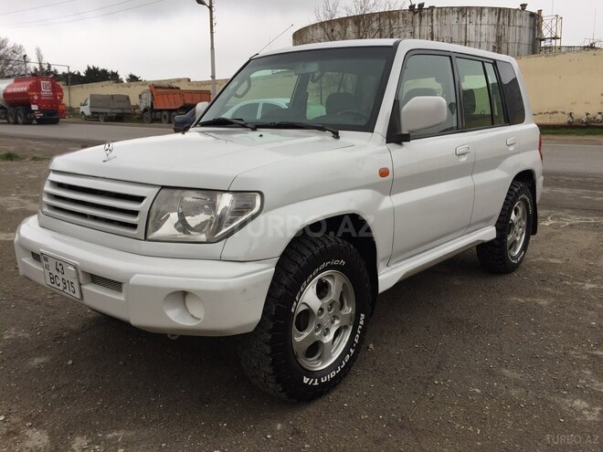 Mitsubishi Pajero io 1999, 197,000 km - 1.8 l - Bakı