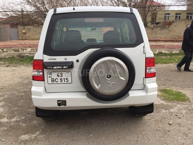 Mitsubishi Pajero io 1999, 197,000 km - 1.8 l - Bakı