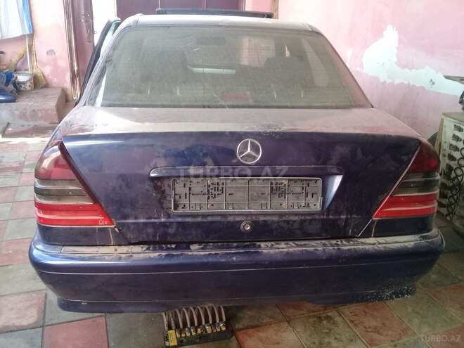 Mercedes C 180 1997, 1,236 km - 1.8 l - Tovuz